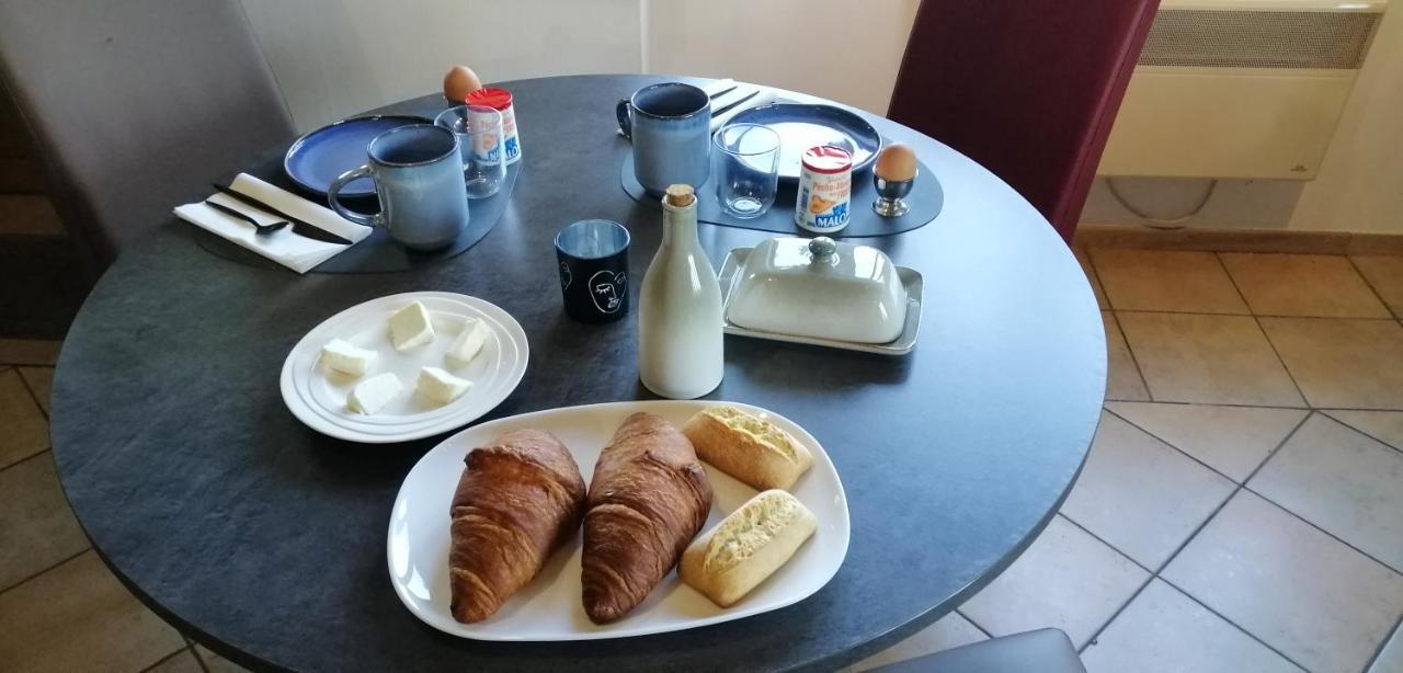 Auberge Du Precontent Arfeuilles Экстерьер фото