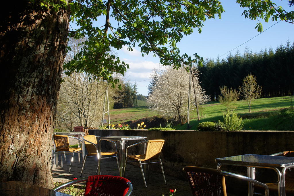 Auberge Du Precontent Arfeuilles Экстерьер фото